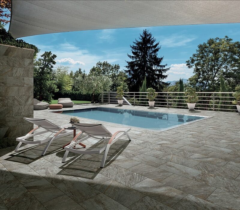 STONEQUARTZ_ESTERNO_PISCINA_GRIGIO 800X700 | ID Carrelage Comment personnaliser votre carrelage extérieur ?