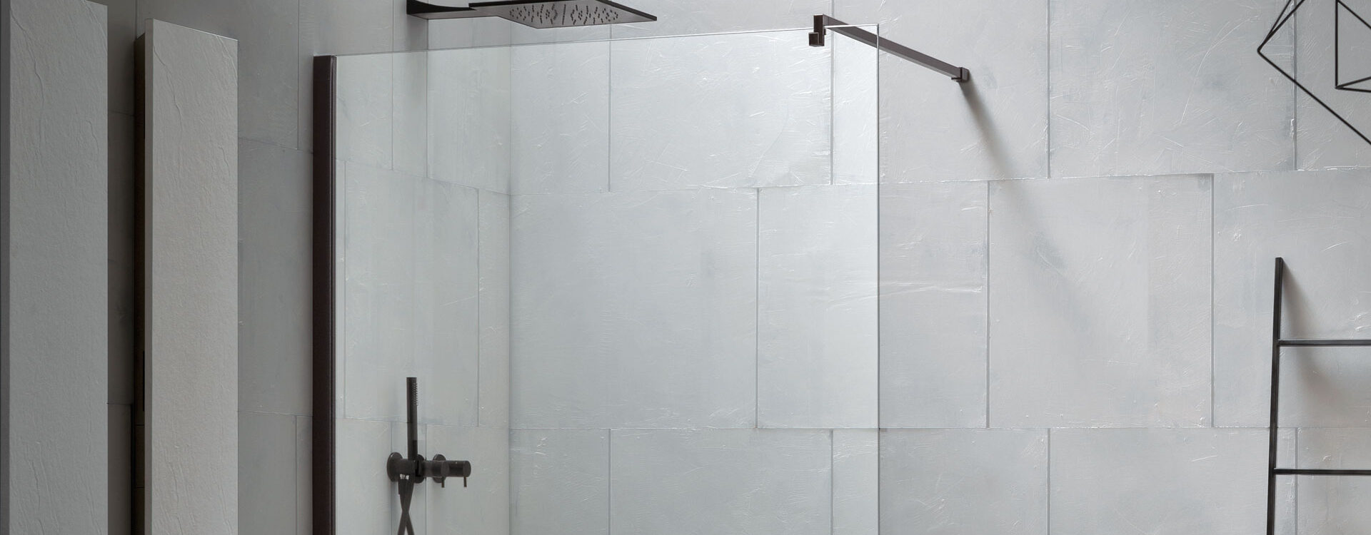 SEPARET ICARO2 1920X750 | ID Carrelage Quels sont les avantages d’une douche à l’italienne ?